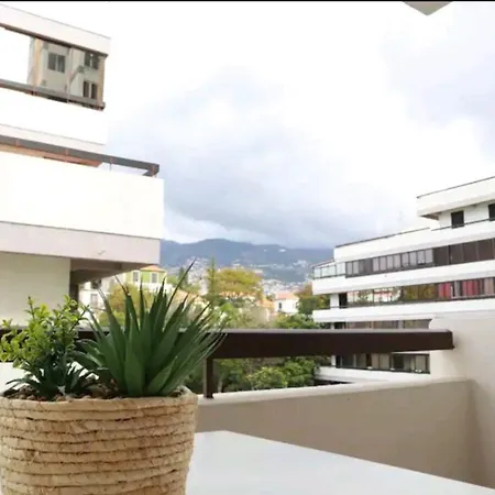 Vista Infante Apartment *
